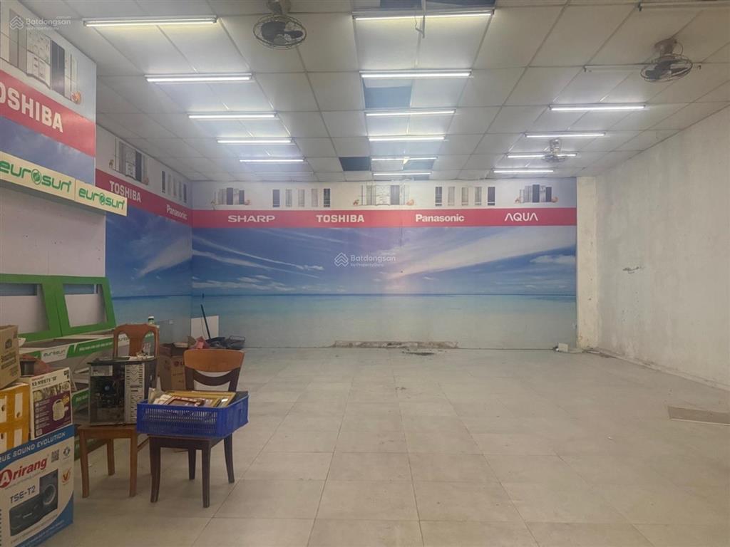 Nhà 2 tầng mặt tiền đường 11m gần sông hàn hùng vương chợ cồn diện tích gần 300m² nợ hậu