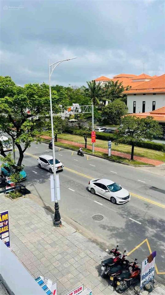 Siêu phẩm mặt tiền võ nguyên giáp  2 mặt thoáng, view furama resort  cách biển mỹ khê chỉ 100m