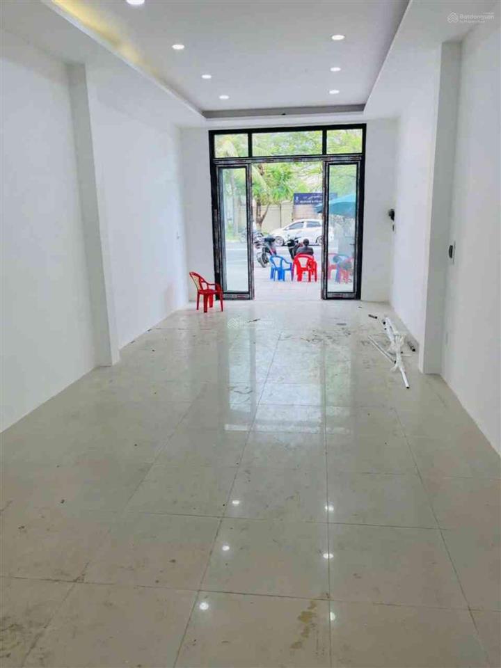 Siêu phẩm mặt tiền võ nguyên giáp  2 mặt thoáng, view furama resort  cách biển mỹ khê chỉ 100m
