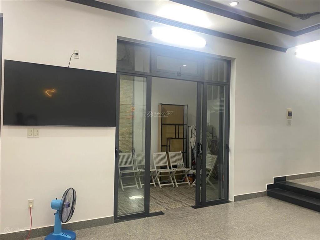 Trục đường kinh doanh tại đà nẵng  có 1 siêu mặt tiền 8.1m cần sang tên