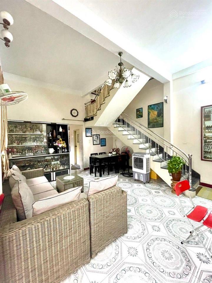 Vị trí đẳng cấp  lô góc 3 mặt thoáng đường hoàng văn thụ  diện tích 460m2  mặt tiền rộng 17m