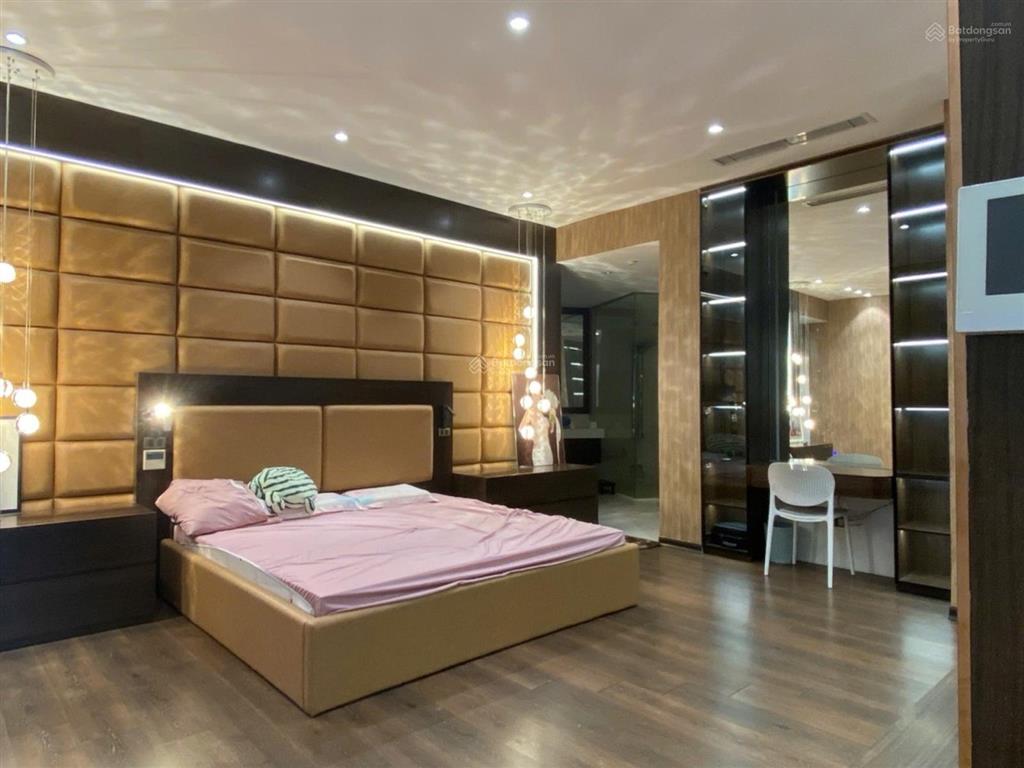 Biệt thự phố cổ  trung tâm hải châu  gần cầu rồng  chợ sông hàn  cầu sông hàn