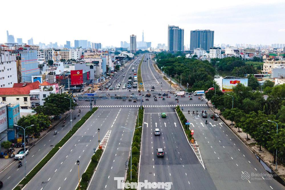 Bán nhà mặt phố tại nguyễn văn linh, 600 triệu/ m2, 1160 m2, giá siêu hời uy tín