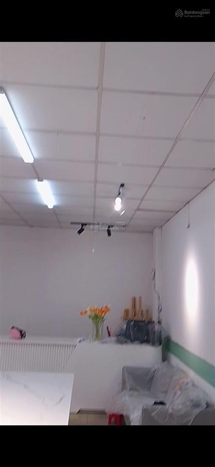 Cho thuê shop các loại 4x10 349 nguyễn thượng hiền