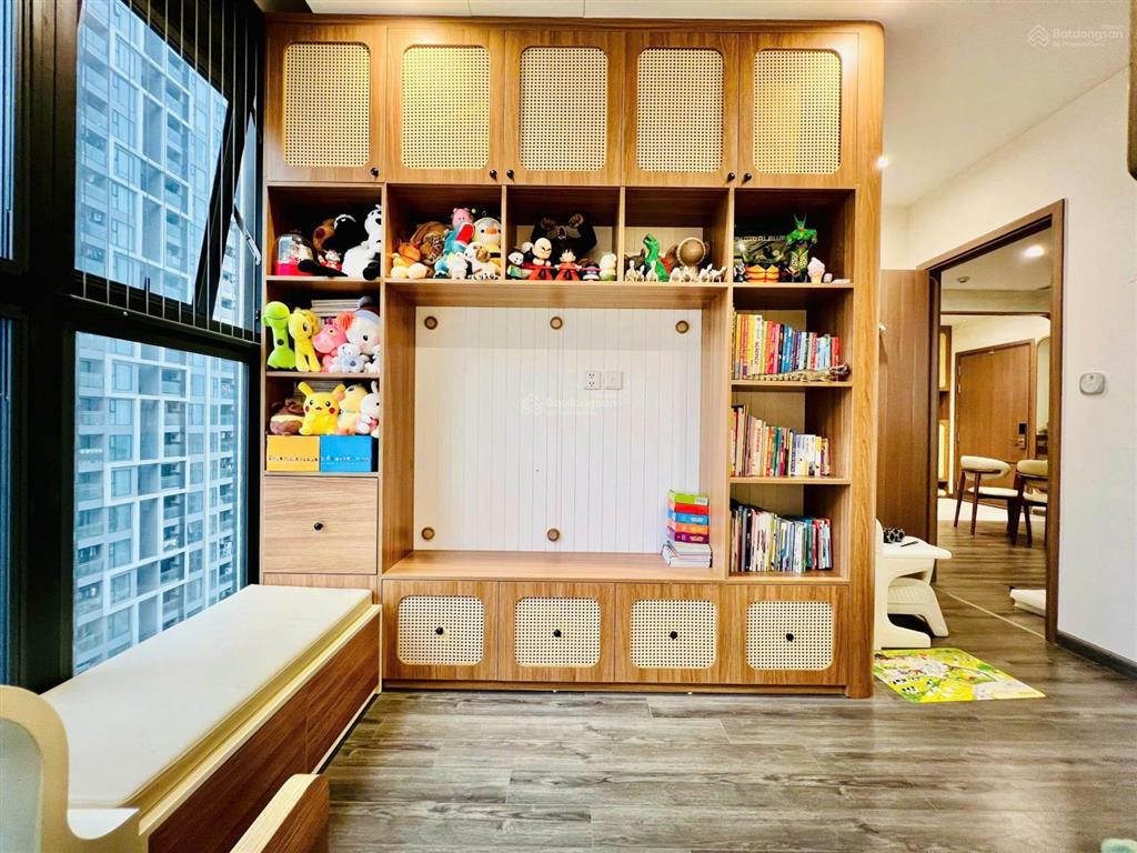 Tôi bán căn góc 3pn view hồ 6,9 tỷ bao phí 82,2m2 tòa cao cấp nhất tonkin vhsmc