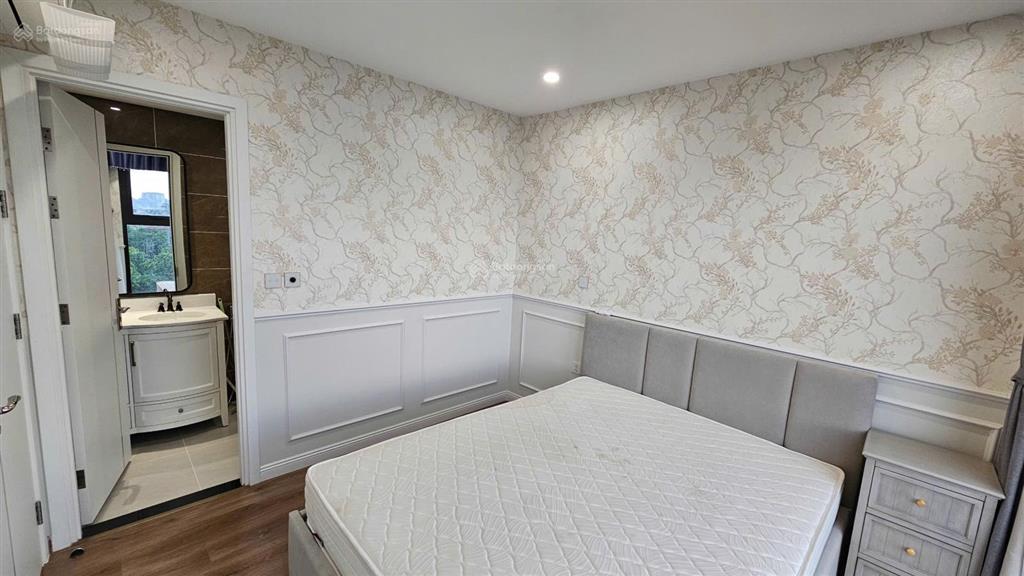Tôi bán căn góc 2pn+ view hồ 64m2 4,7 tỷ (giá chuẩn) tòa cao cấp i1 imperia vhsmc