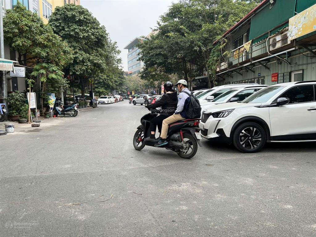 Bán nhà phân lô phố vọng thang máy ô tô tránh 73m2 6 tầng 24 tỷ