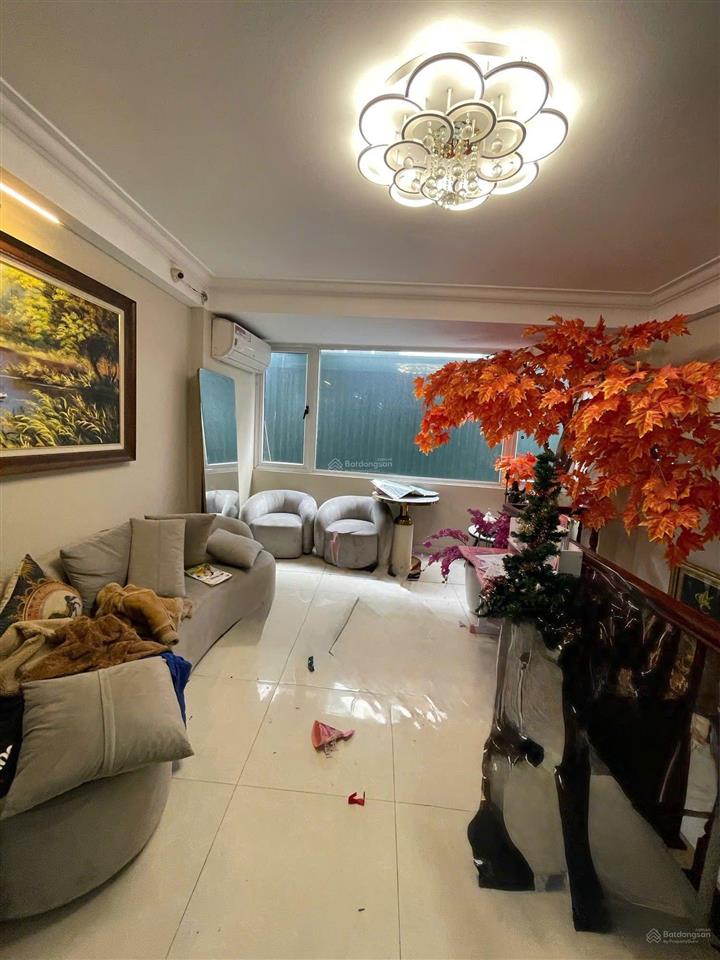 Bán nhà biệt thự 4pn, 52m2, 25 tỷ tại việt hưng, giá ưu đãi, uy tín