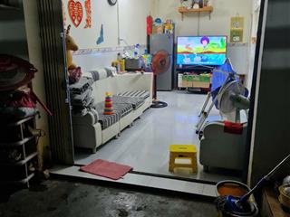 Diện tích 26m vuông , sân 16m vuông
