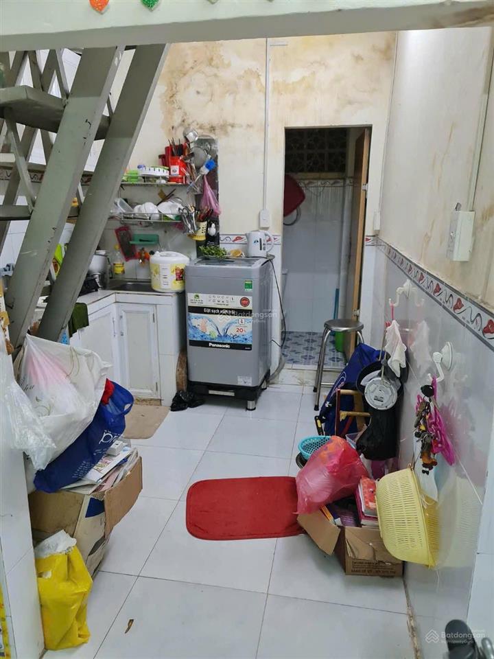 Diện tích 26m vuông , sân 16m vuông