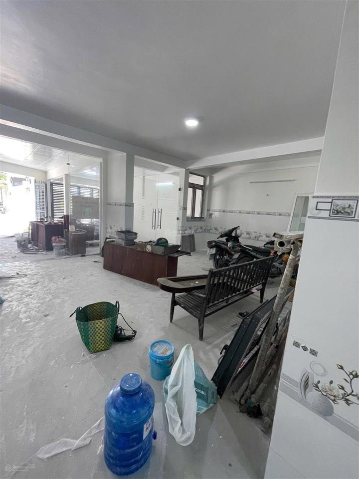 Hẻm xe hơi tân hương 8x22m  2 lầu 8 tỷ đang cho thuê 30tr