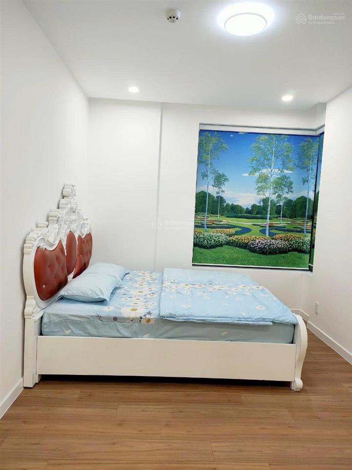 Cho thuê d'lusso 97m2 3pn 2wc lầu vừa, căn góc view sông, các pn view sáng full nt nhà đẹp giá 20tr