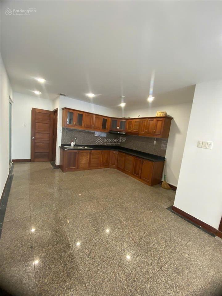 Nhà ntcb cho thuê giá cực tốt hoàng anh river view 138 m2 3pn 3wc giá 23tr view hồ bơicông viên