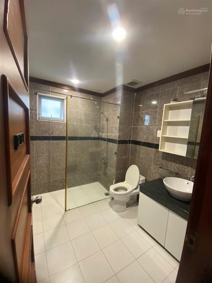 Nhà ntcb cho thuê giá cực tốt hoàng anh river view 138 m2 3pn 3wc giá 23tr view hồ bơicông viên