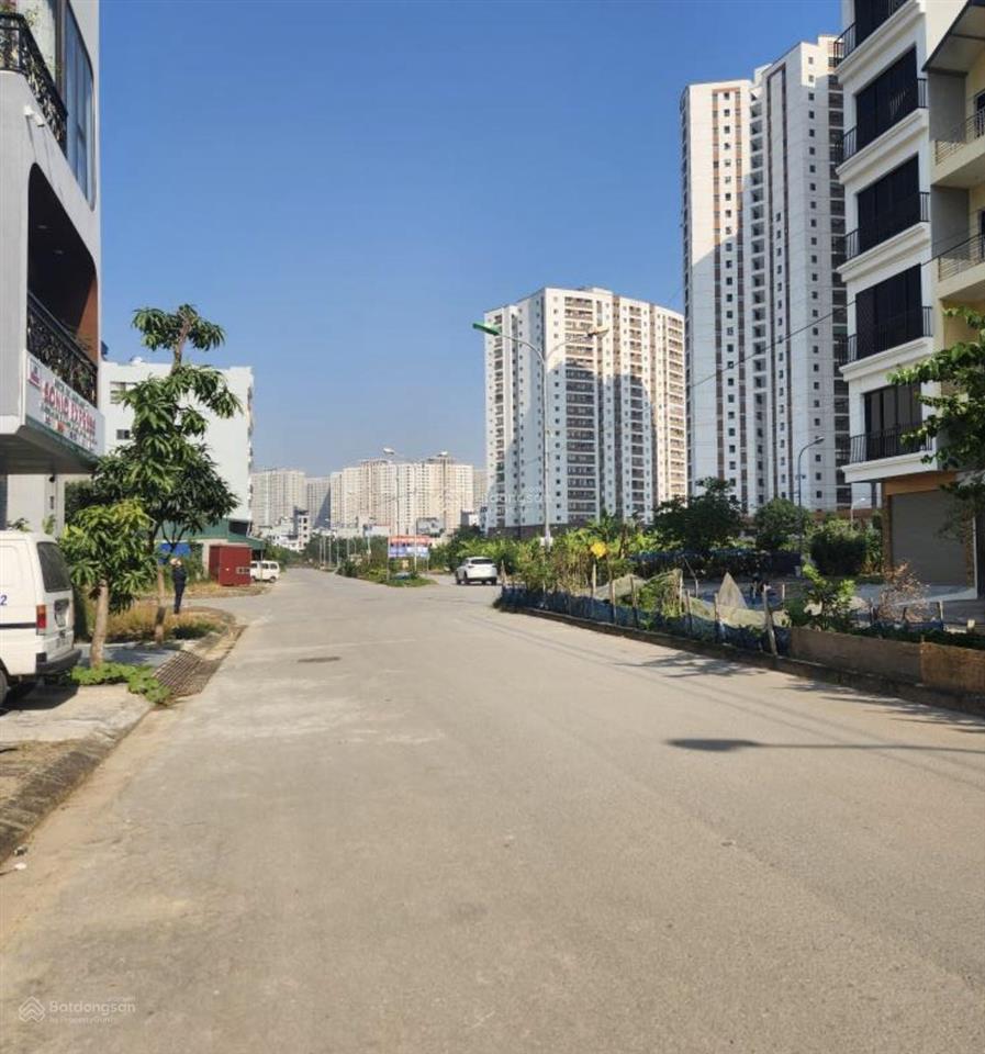 Bán gấp lô đất dv yên nghĩa hà đông, 50m2, mt 5m, phân vỉa hè ôtô tránh đỗ, kd, cạnh bến xe, rẻ