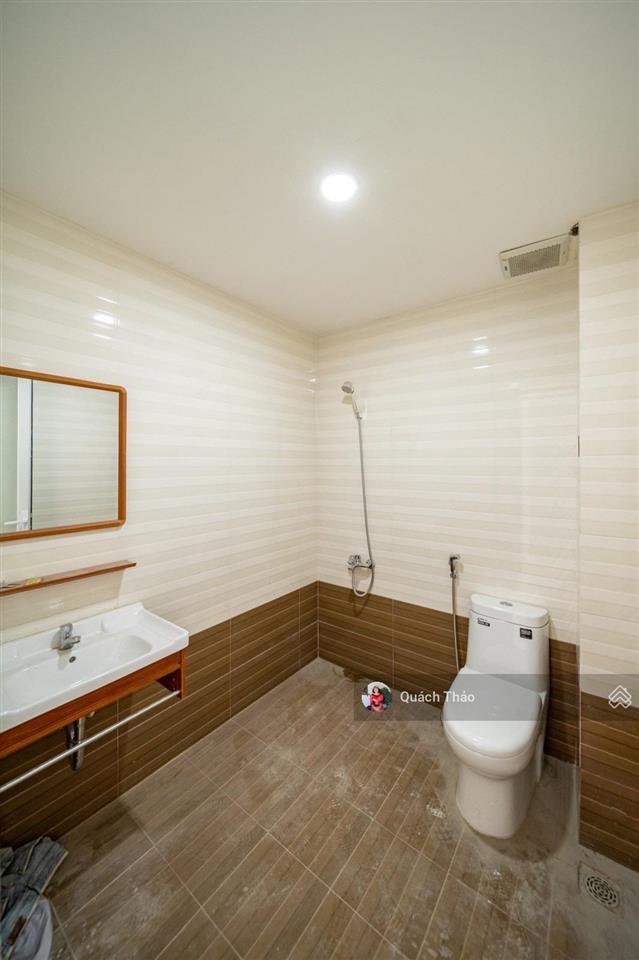Gấp bán nhà hxh, giảm ngay 1.4 tỷ ngay cmt8, p7, tân bình còn 8.6tcực hiếm