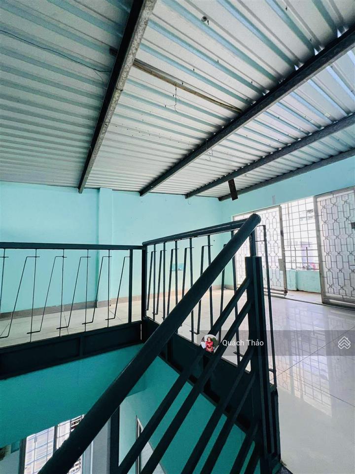 Hxh , dttt 72,8m2, ngang đẹp 4m, căn 2 mặt tiền, 4pn, phường tân hoà