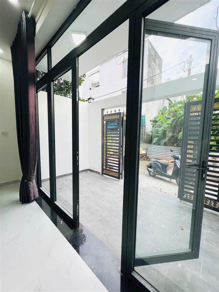 Nhà 3 tầng mới tinh ngang 5.5m cực hiếm giá chỉ 4.6 tỷ