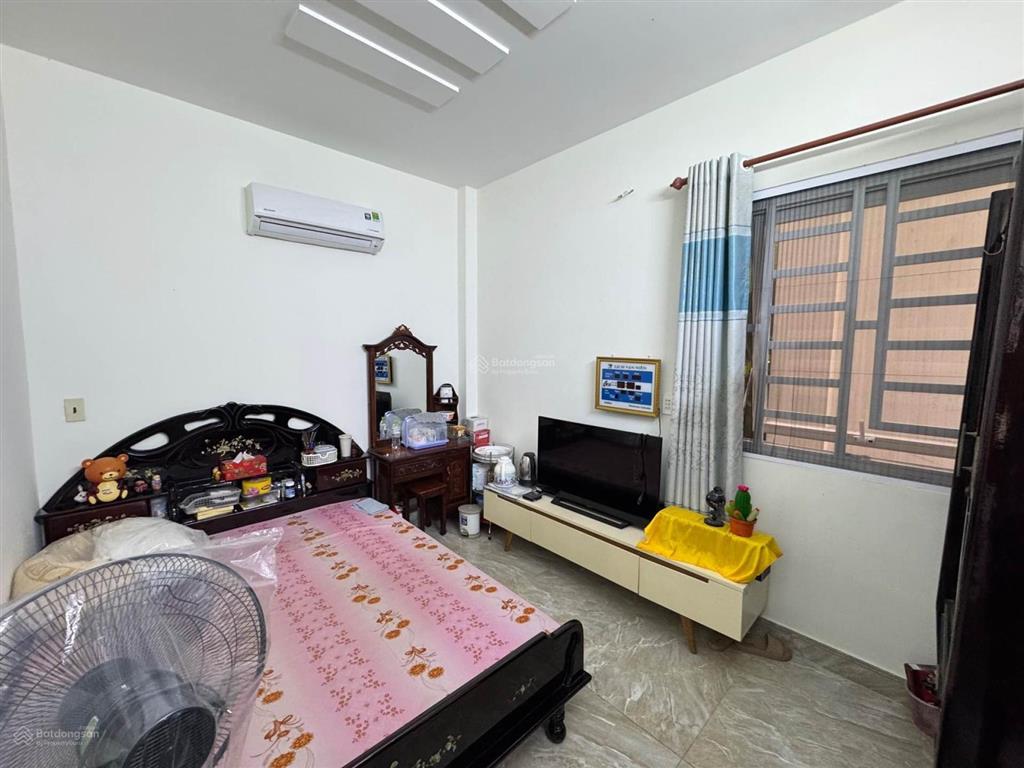 Bán nhà riêng 4pn, 3wc, 50m2, 7,2 tỷ ở bưng ông thoàn, p phú hữu, q.thủ đức, hcm