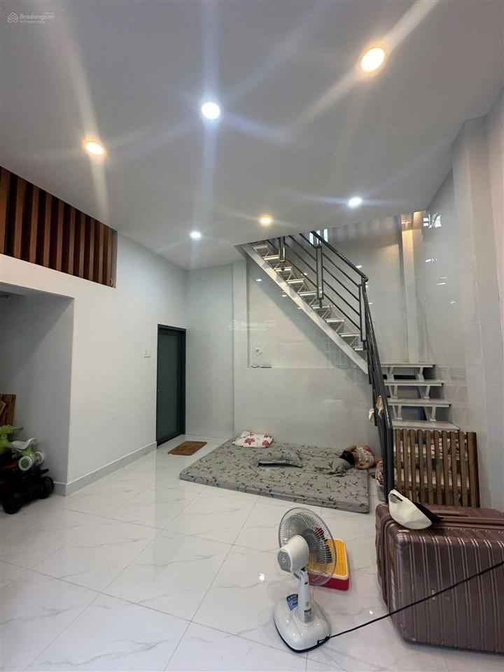 Nhà mới ở ngay sát mặt tiền nguyễn duy trinh giá 3.8 tỷ