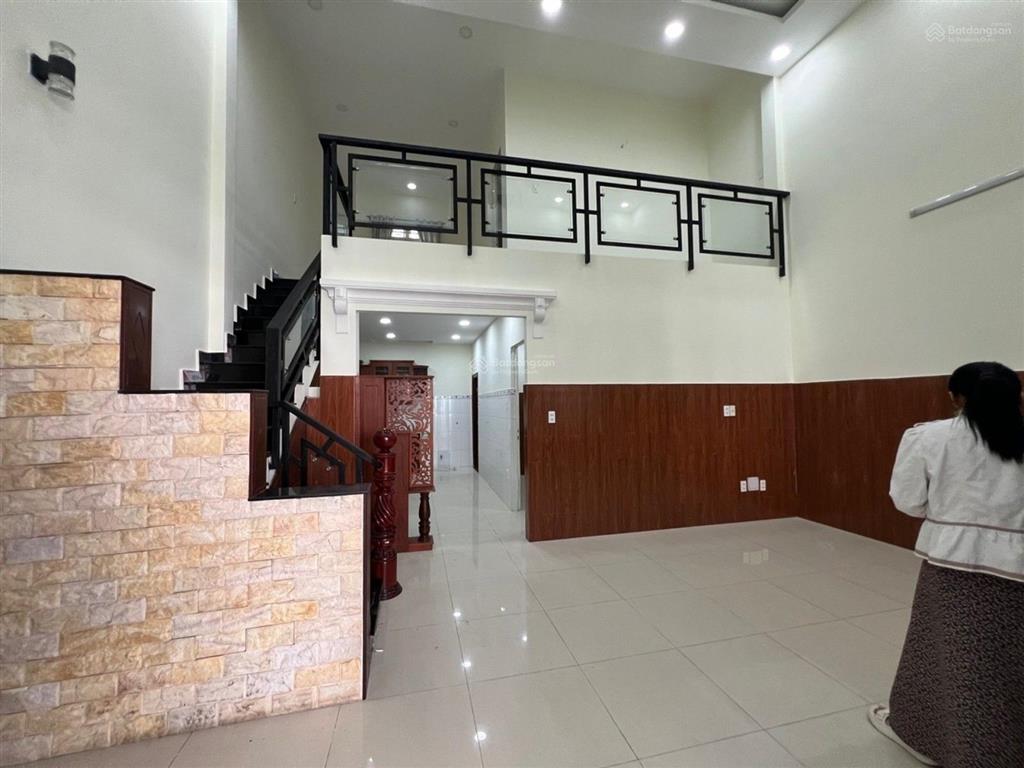 Nhà ở đường 160 ngang 6.6m hiếm có giá chỉ 5.2 tỷ