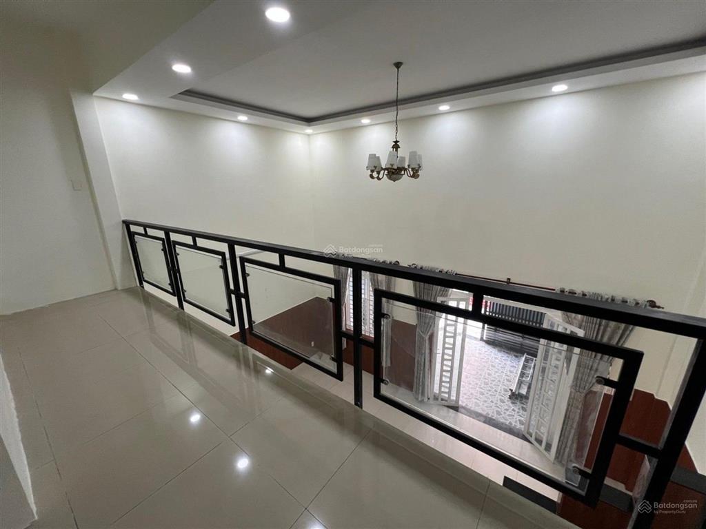 Nhà ở đường 160 ngang 6.6m hiếm có giá chỉ 5.2 tỷ