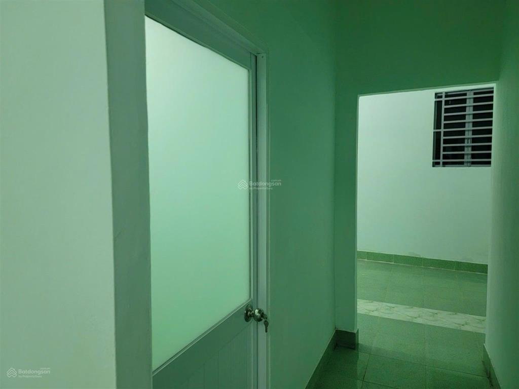 Nhà hẻm ô tô đường làng tăng phú