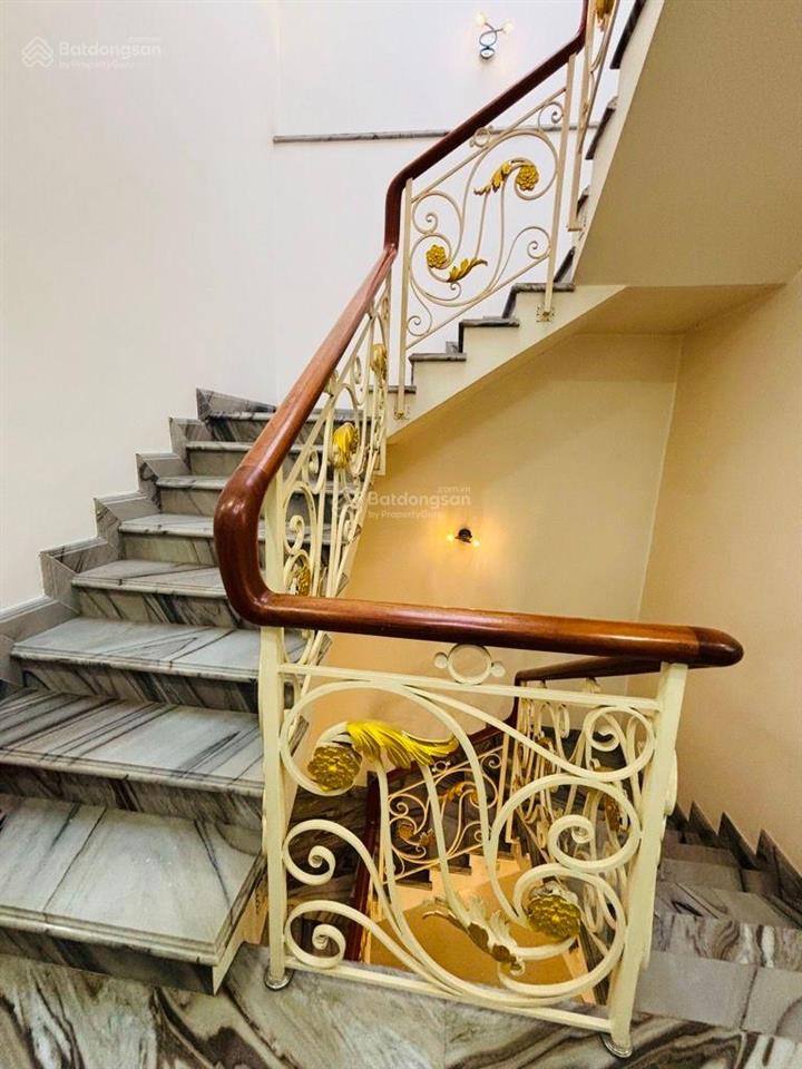 Nhà mặt tiền 4 tầngngang đẹp 5msổ hồng riêngtrịnh quang nghịhoàn công đủ