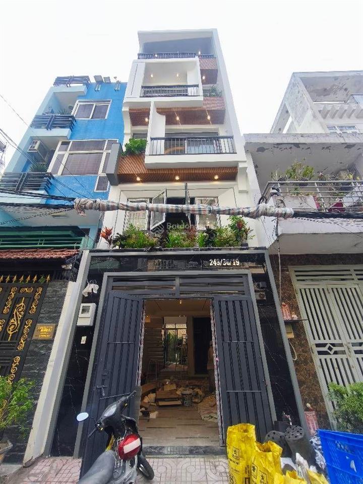 Nhà 5 tầng hiện đại, thang máy, hẻm 10m xe tảihoàn công đủdân trí cao