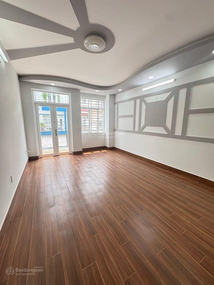 Mặt tiền kdc nam hùng vương4 tầng hoàn công đủkhu dân trí caovip bình tân