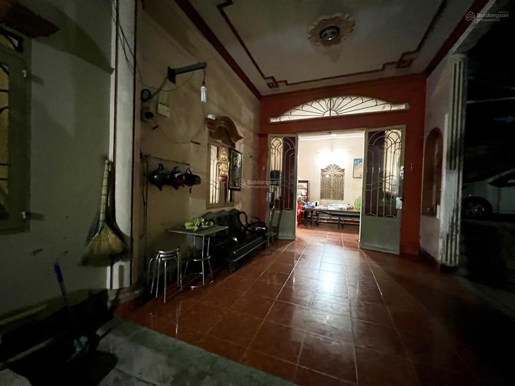 Nhà 1100m2, hẻm oto, dòng tiền 50tr/tháng, hoàn công đủ, không quy hoạch, nở hậu 27m