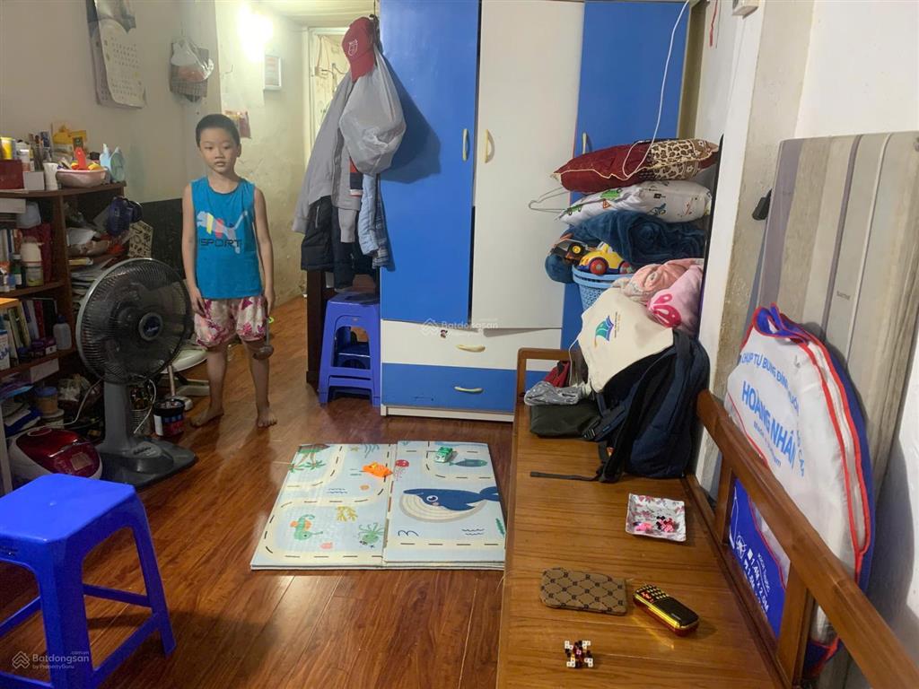 Bán căn hộ tập thể ngõ 46 trần quốc hoàn, tầng 2, diện tích 40m2, sđcc