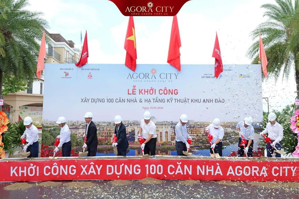 Chủ cần bán gấp lô góc vip b2. agora city thủ thừa