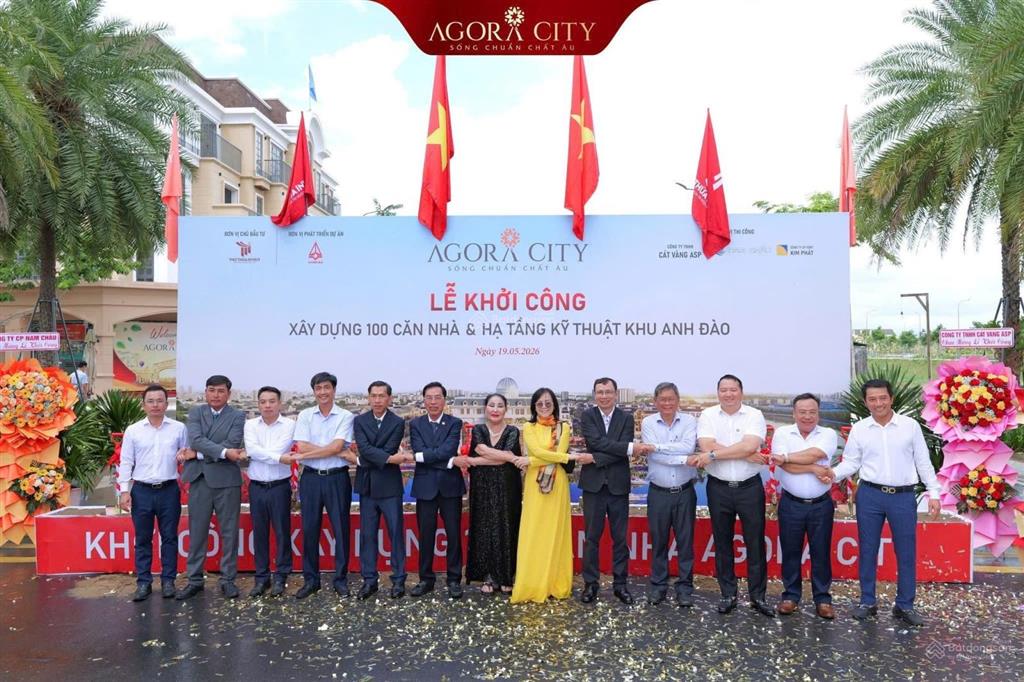 Chủ cần bán gấp lô góc vip b2. agora city thủ thừa