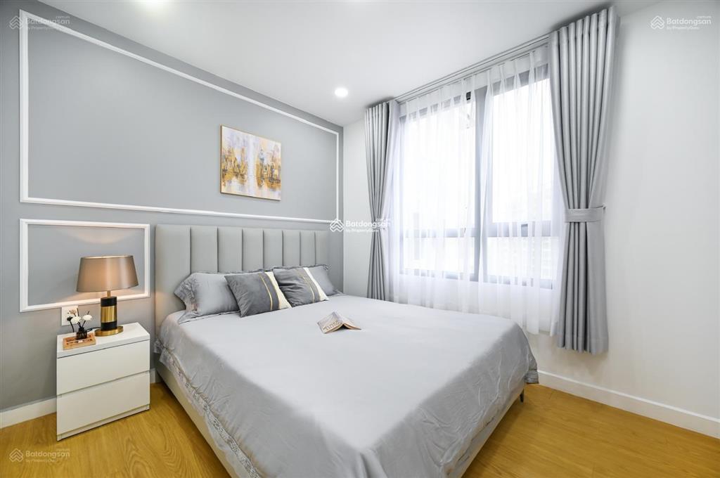 Bán cc đẹp tại oriental plaza 685 âu cơ, giá 3,8 tỷ, 78m2, 2pn, 2wc, bao đẹp xem nhà 0906 247 ***
