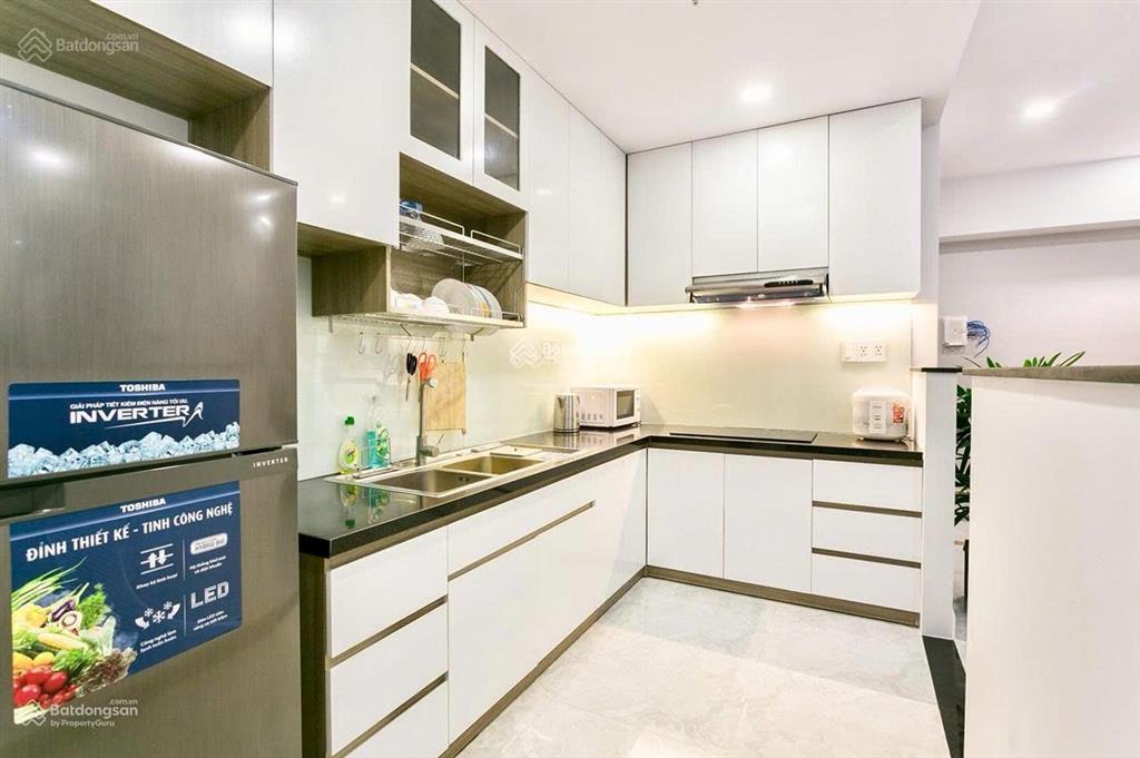 Cho thuê cc 2pn, 2wc, 70m2 tại cộng hòa plaza, giá 12 triệu, e 0906 247 ***