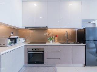 Cho thuê cc 2pn, 2wc, 78m2 tại oriental plaza 685 âu cơ, giá 10,5 triệu, e 0906 247 ***