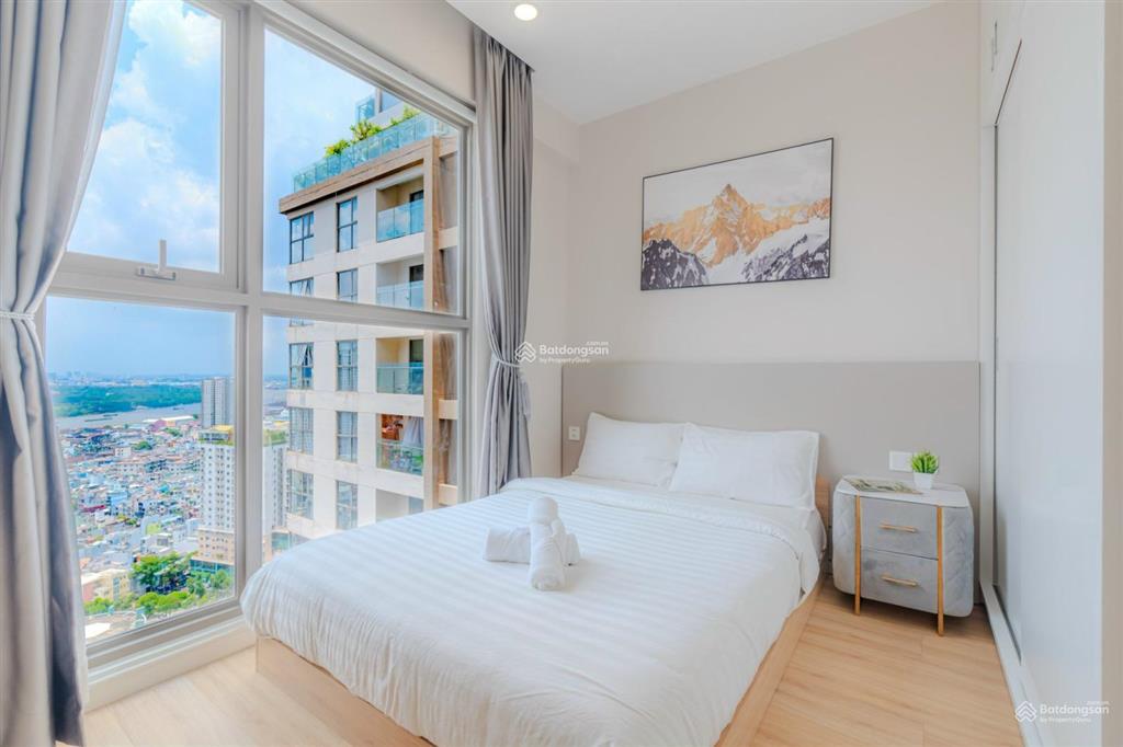 Cho thuê cc 2pn, 2wc, 78m2 tại oriental plaza 685 âu cơ, giá 10,5 triệu, e 0906 247 ***