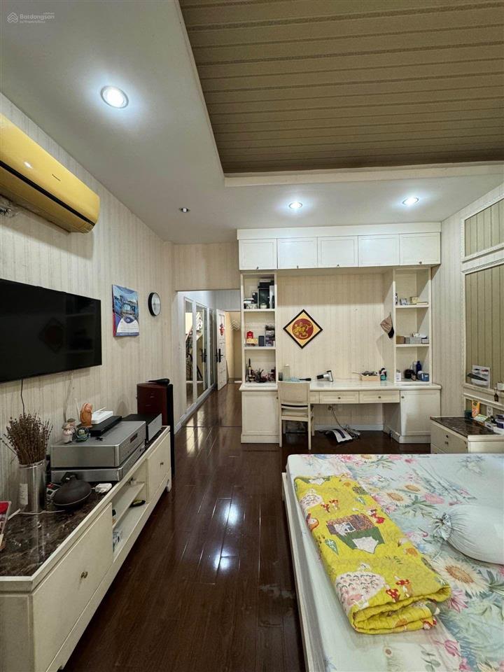 Bán nhà mặt tiền đường, lạc long quân, p hòa bình, q11  4tâng  giá  14,4 tỷ