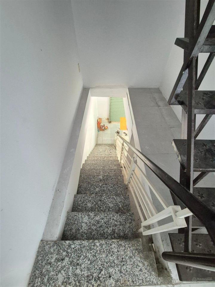 Bán nhà mặt tiền đường số 2, lô góc, p bình hưng hòa  q bình tân  nhà 3 tầng  giá 4,6 tỷ