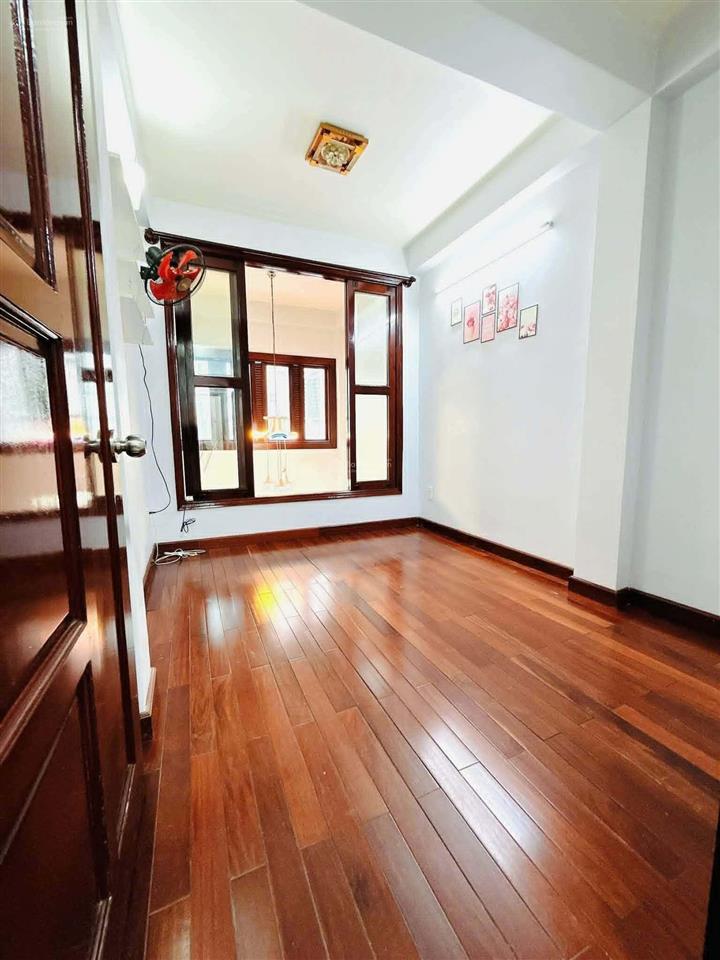Bán nhà ( 4 m x 12 m x 3 tầng )giá  nhỉnh 4 tỷ tl ,tại đường hương lộ 2 ,phường bình trị đông