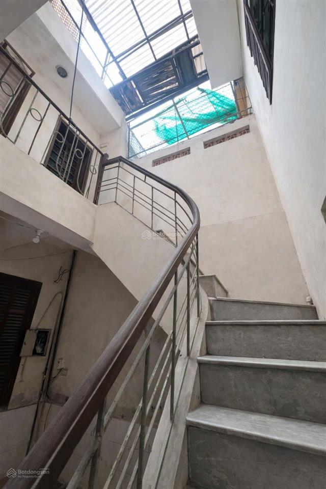 Cho thuê nhà riêng 599a, đường nguyễn trãi, thanh xuân, hà nội, 10triệu/tháng, 130 m2