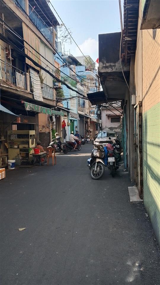 Bán nr 18m2 tại hồng bàng, p 11, q6 giá siêu hời 2,78 tỷ