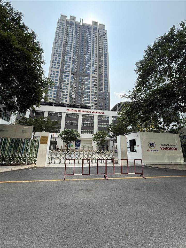Bán cc đẹp xuất sắc tại the landmark 81, 9,999 tỷ, 70m2, p thạnh mỹ tây, hcm