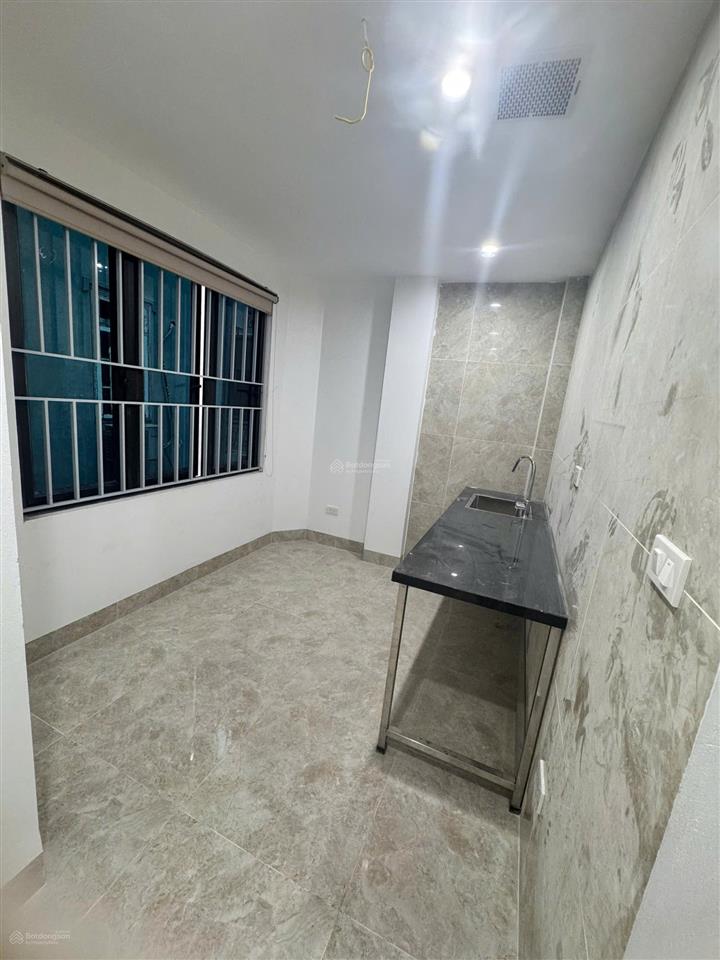 Cho thuê cc mini đẹp, nhiều tiện ích tại số 4 ngõ 102/44/19 pháo đài láng, 6,2 triệu, 30m2