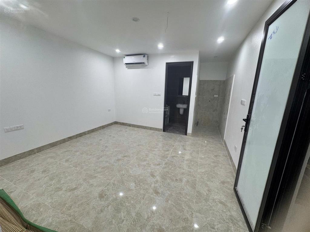 Cho thuê cc mini đẹp, nhiều tiện ích tại số 4 ngõ 102/44/19 pháo đài láng, 6,2 triệu, 30m2