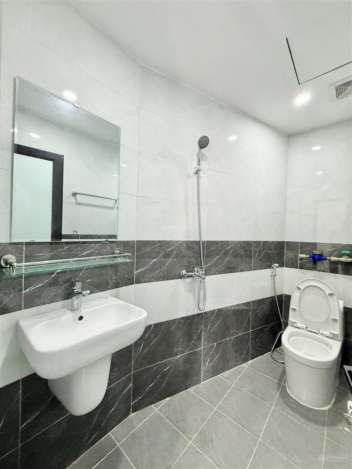 Cho thuê chung cư mini 1pn, 40m2, giá siêu hời 9 triệu tại ngõ 10 kim mã thượng, ba đình, hà nội
