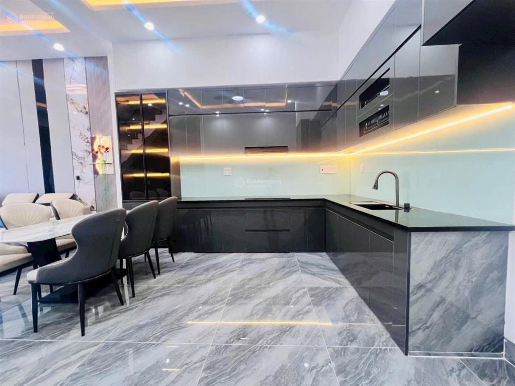 Bán nhà riêng gần nguyễn thị minh khai, 4.45 tỷ, 85m2, 3pn, 3wc, giá tốt