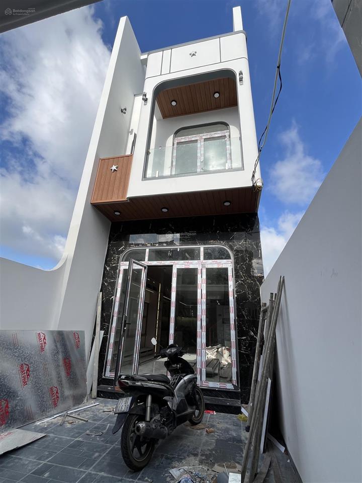 Nhà trệt lầu khu 3 phú hòa  tdm