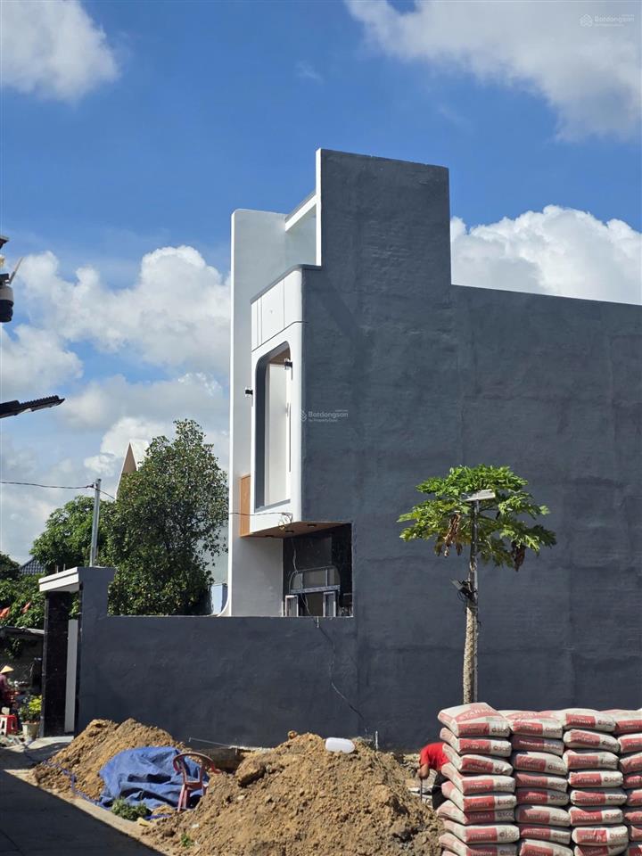 Nhà trệt lầu khu 3 phú hòa  tdm